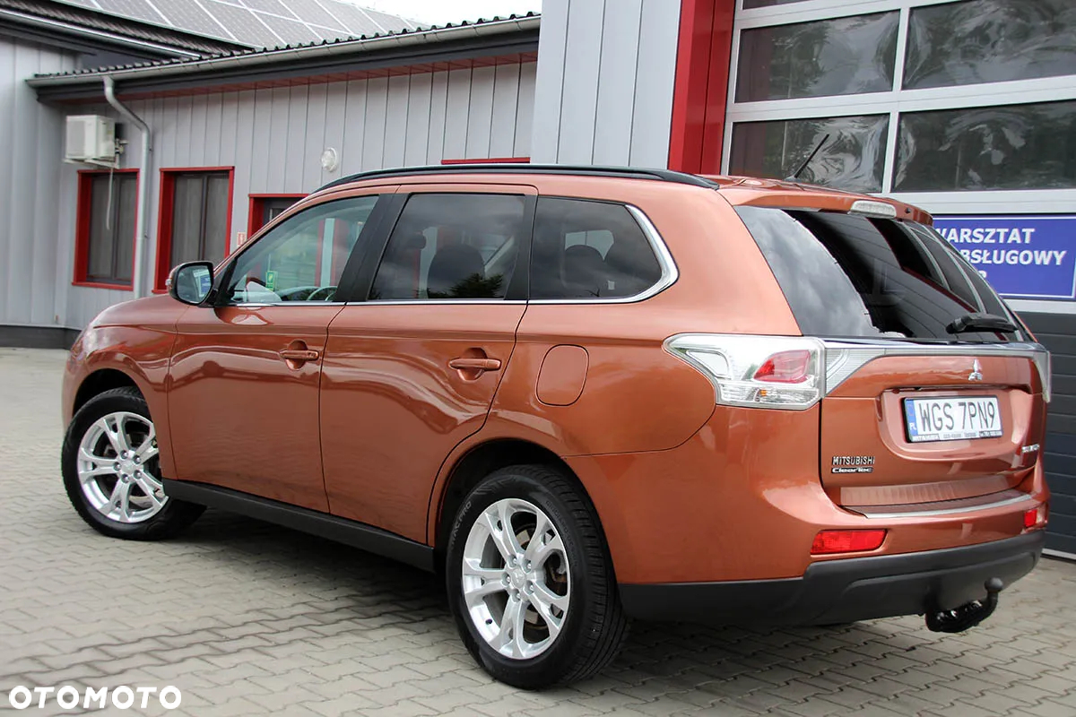 Mitsubishi Outlander 2.2 DID Intense + 4WD - 14