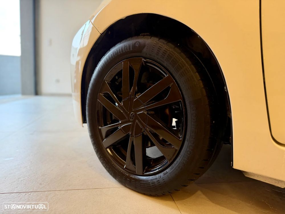 Toyota Aygo x-wave - 16