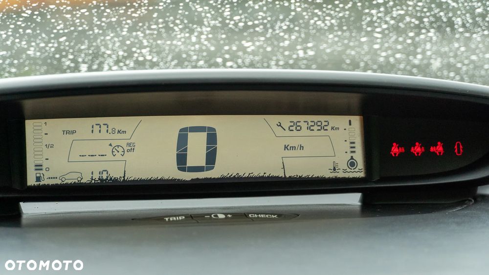 Citroën C4 2.0 HDi SX Pack - 29