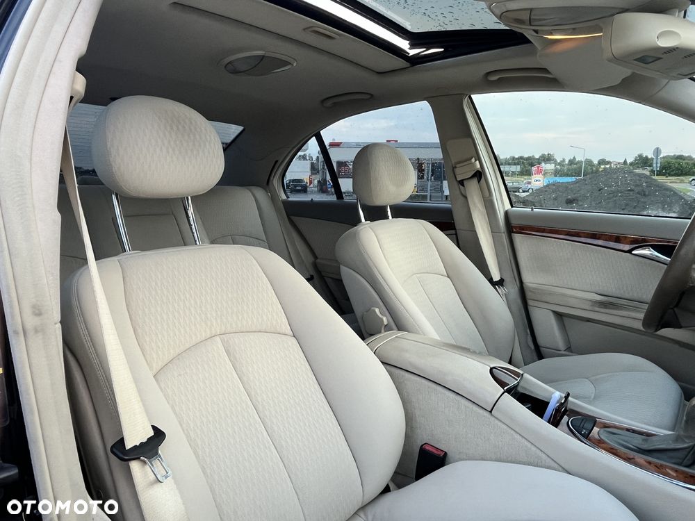 Mercedes-Benz Klasa E 280 CDI Elegance - 28