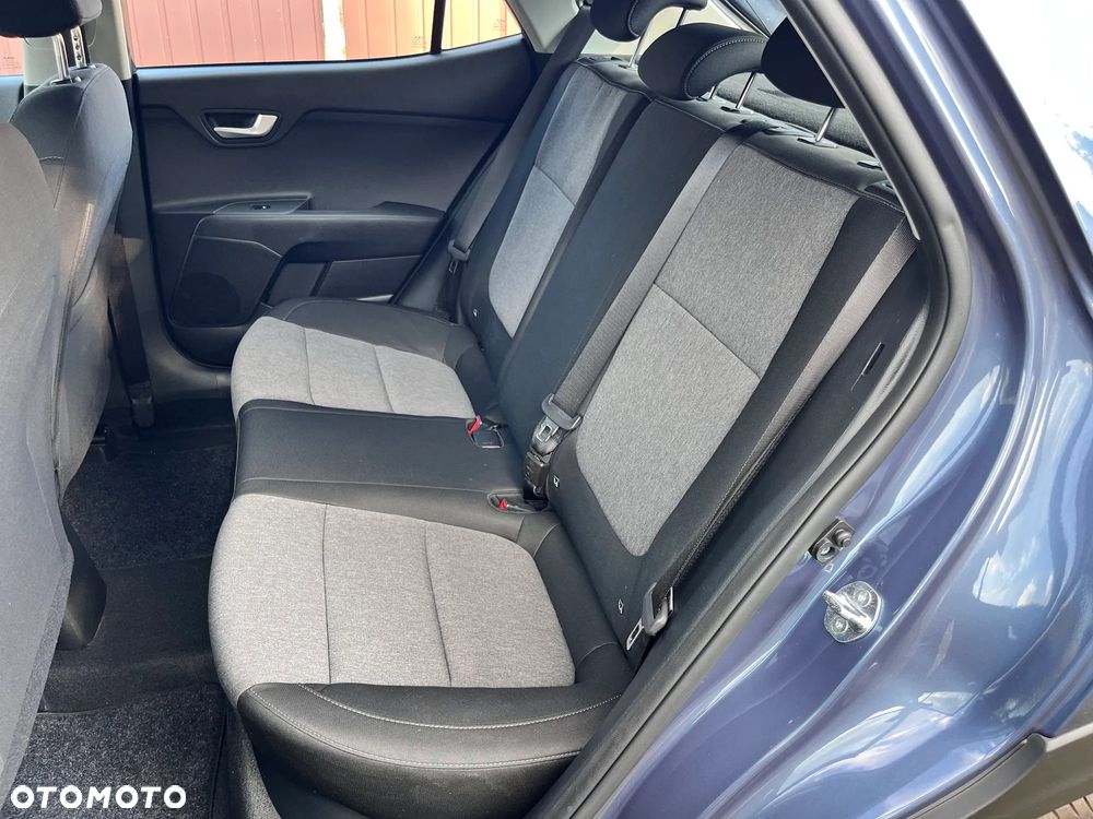 Kia Stonic 1.2 L - 13