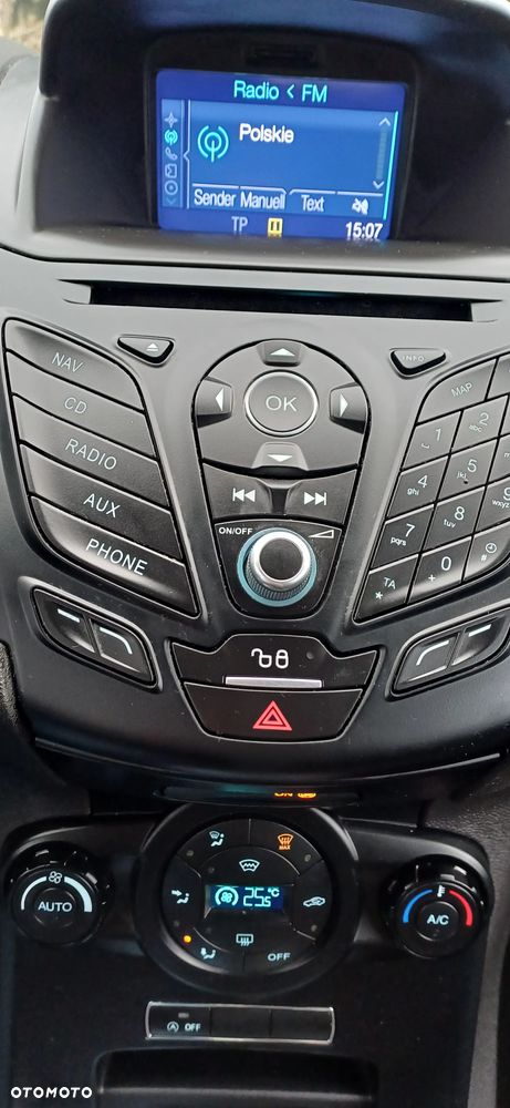 Ford Fiesta 1.0 EcoBoost S&S ST-LINE - 9