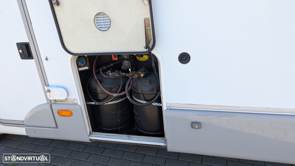 Knaus Sun Liner Com GPL e 2 Camas de casal - 8