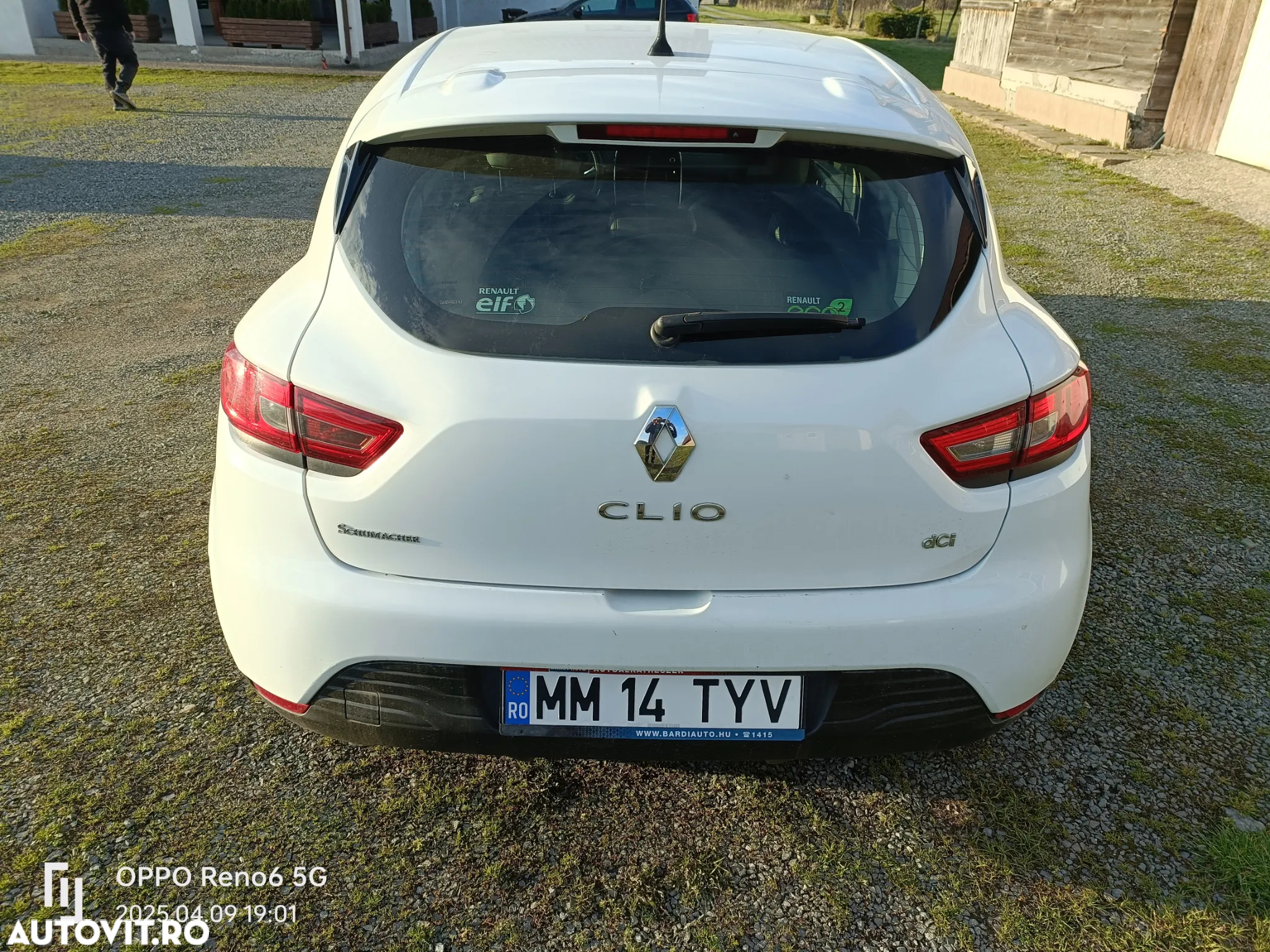 Renault Clio - 8