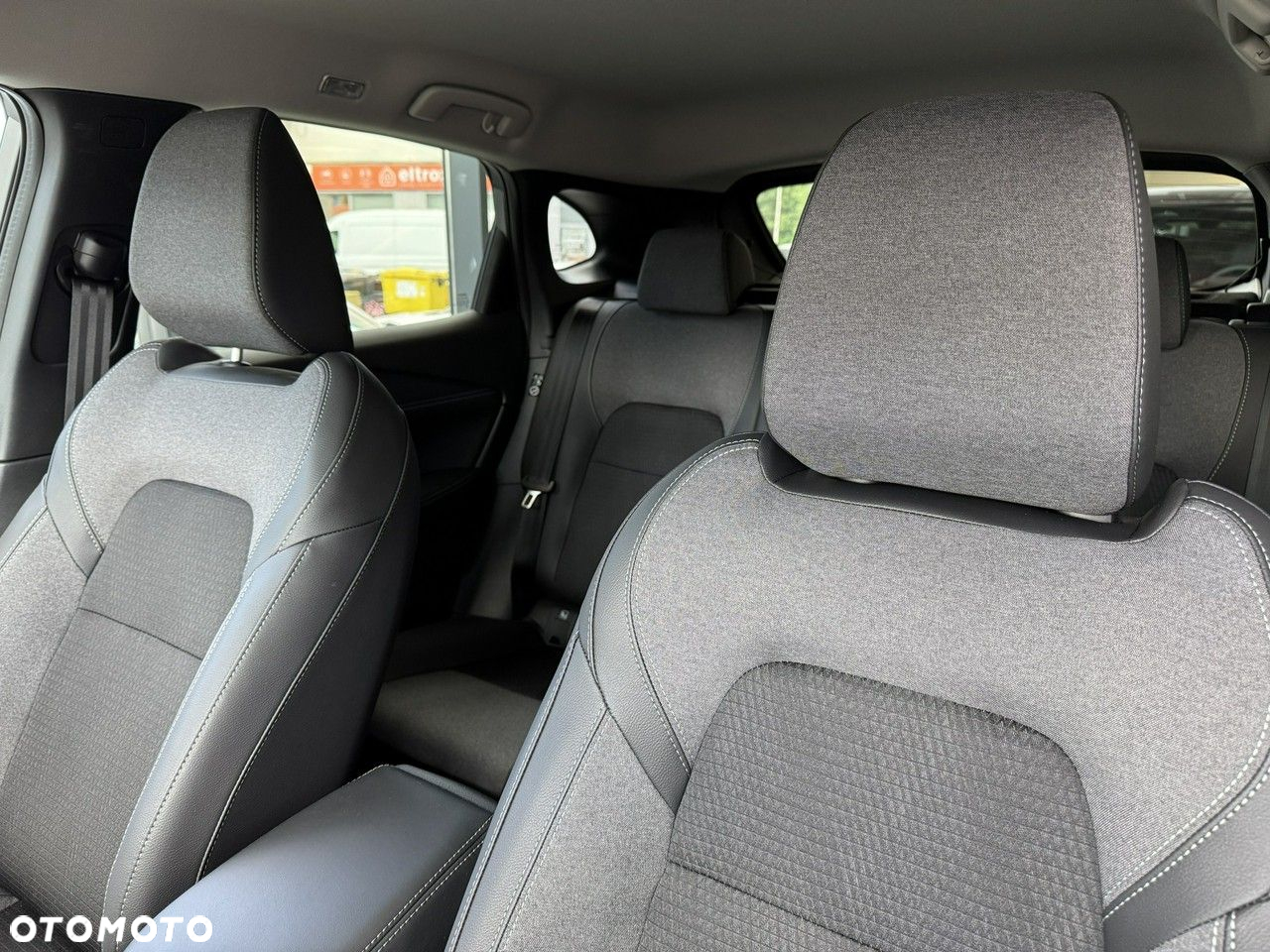 Nissan Qashqai 1.3 DIG-T mHEV N-Connecta Xtronic - 20