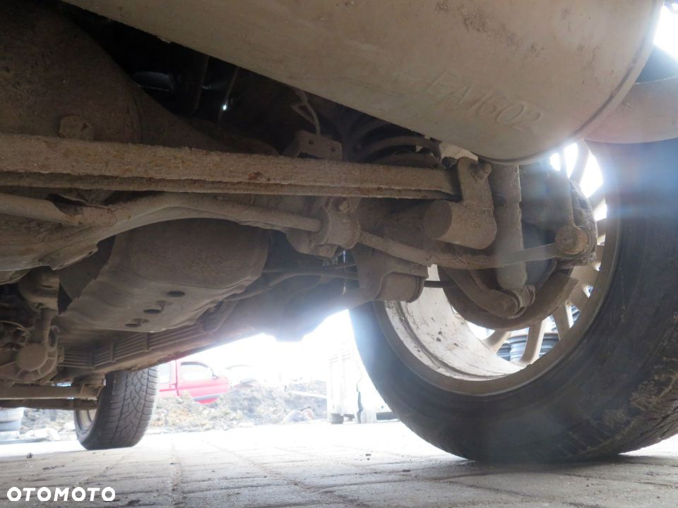 TYLNA OŚ BELKA ZAWIESZENIA PAJERO PININ LONG MR555976 MR498871 MOST MITSUBISHI 1998-2007 - 2