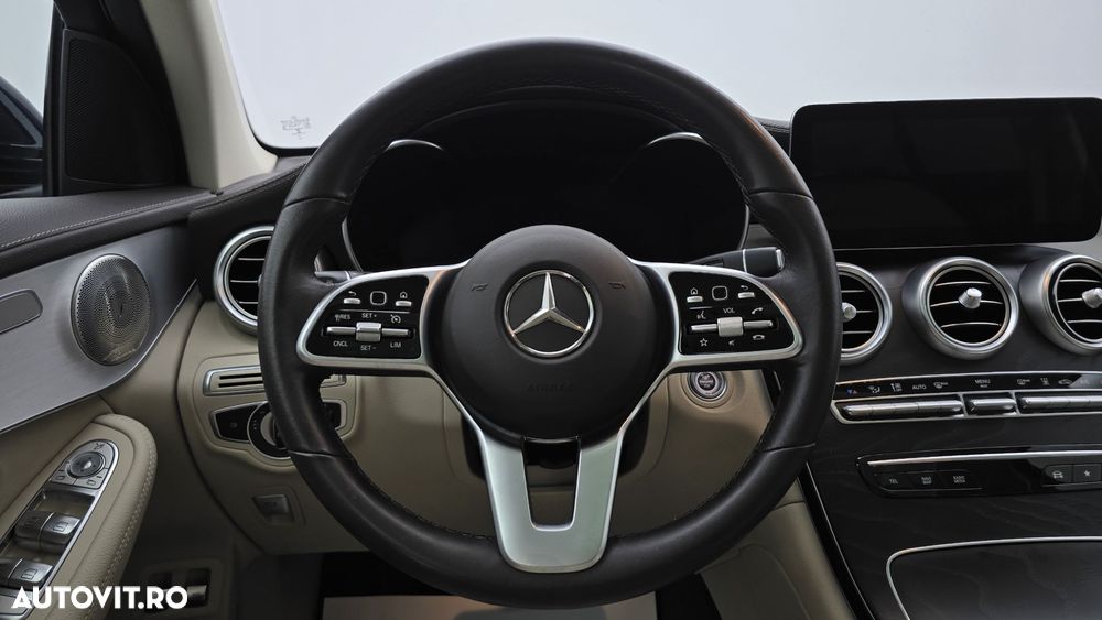 Mercedes-Benz GLC 300 e 4MATIC - 16