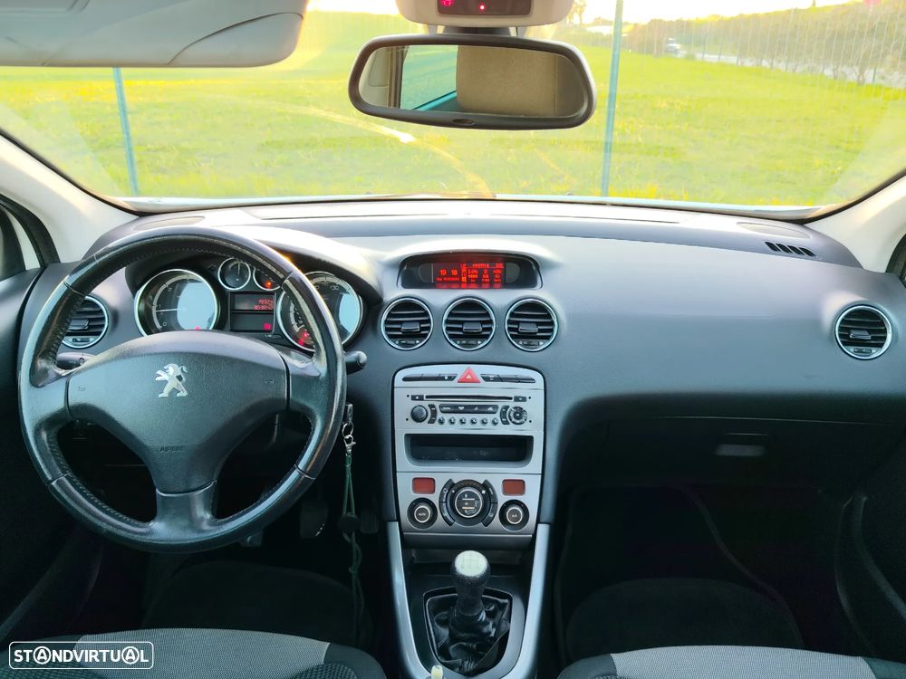 Peugeot 308 SW 1.6 HDi Executive - 6