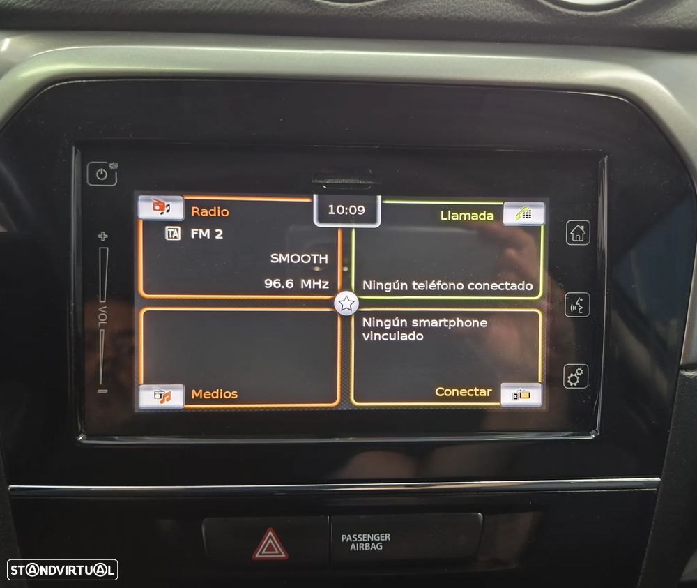 Suzuki Vitara 1.0T GLE - 11