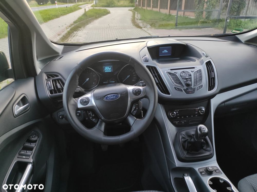 Ford Grand C-MAX - 10
