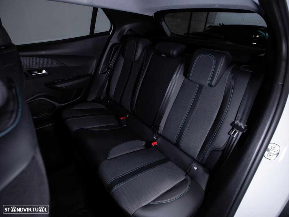 Peugeot e-2008 50 kWh Allure Pack - 11