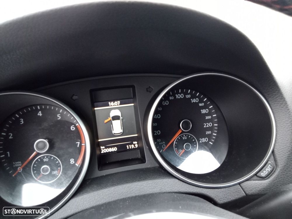 VW Golf 2.0 GTI - 18