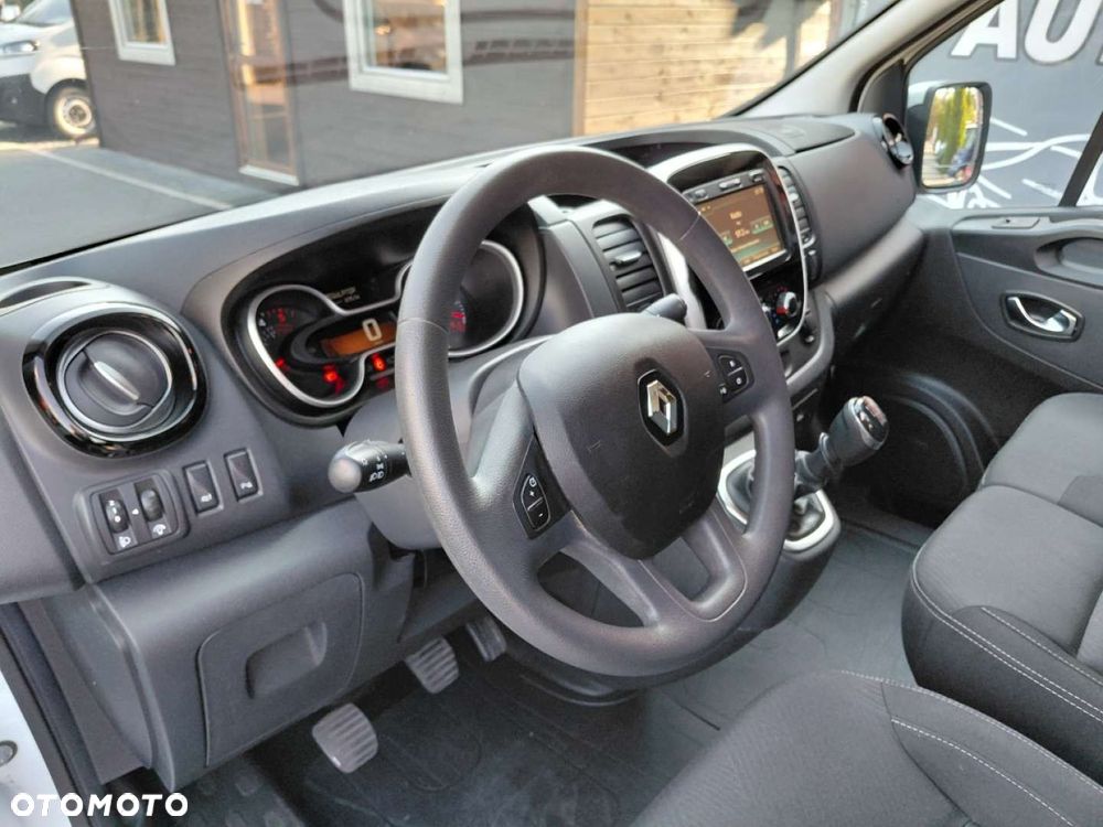 Renault TRAFIC - 10