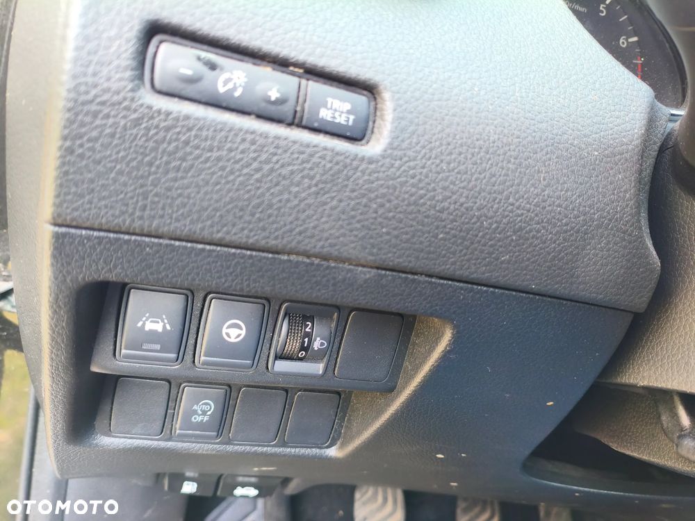 Nissan Qashqai 1.3 DIG-T SHIRO - 10