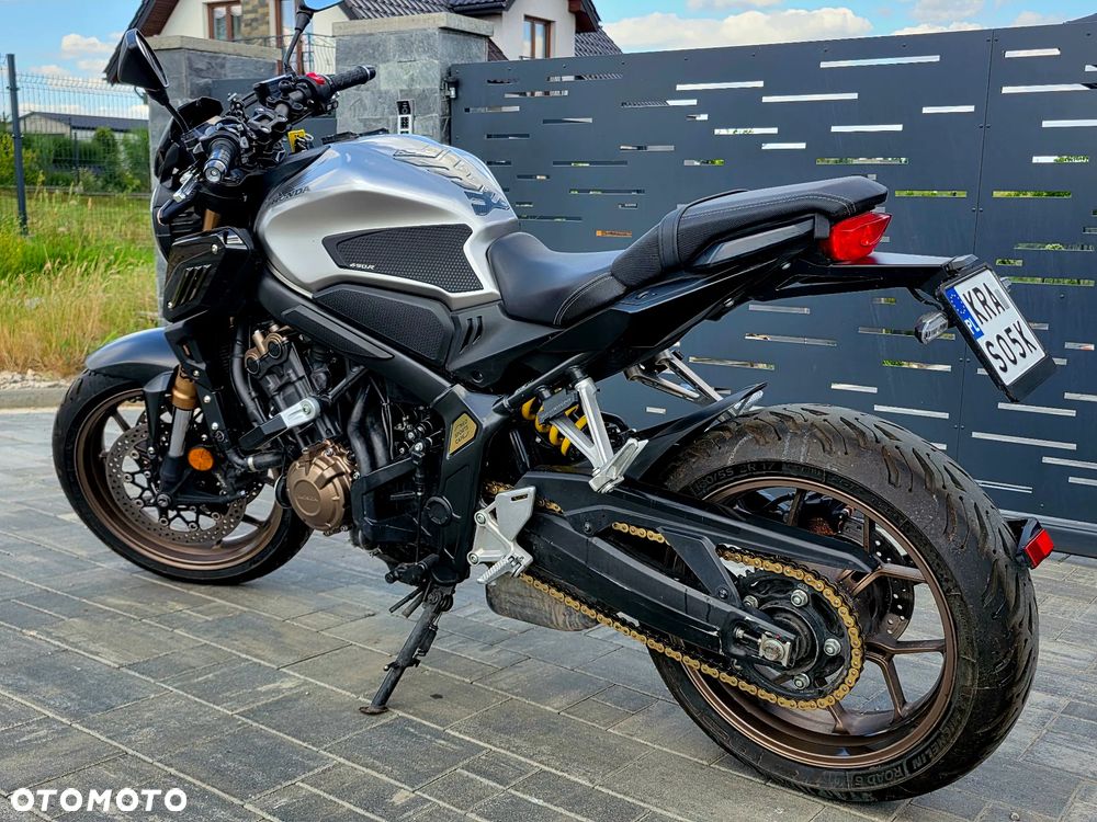 Honda CB - 9