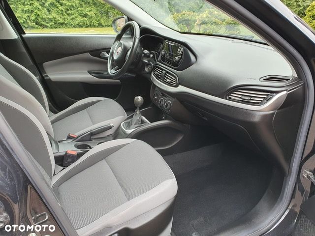 Fiat Tipo 1.4 T-Jet 16v Easy - 13
