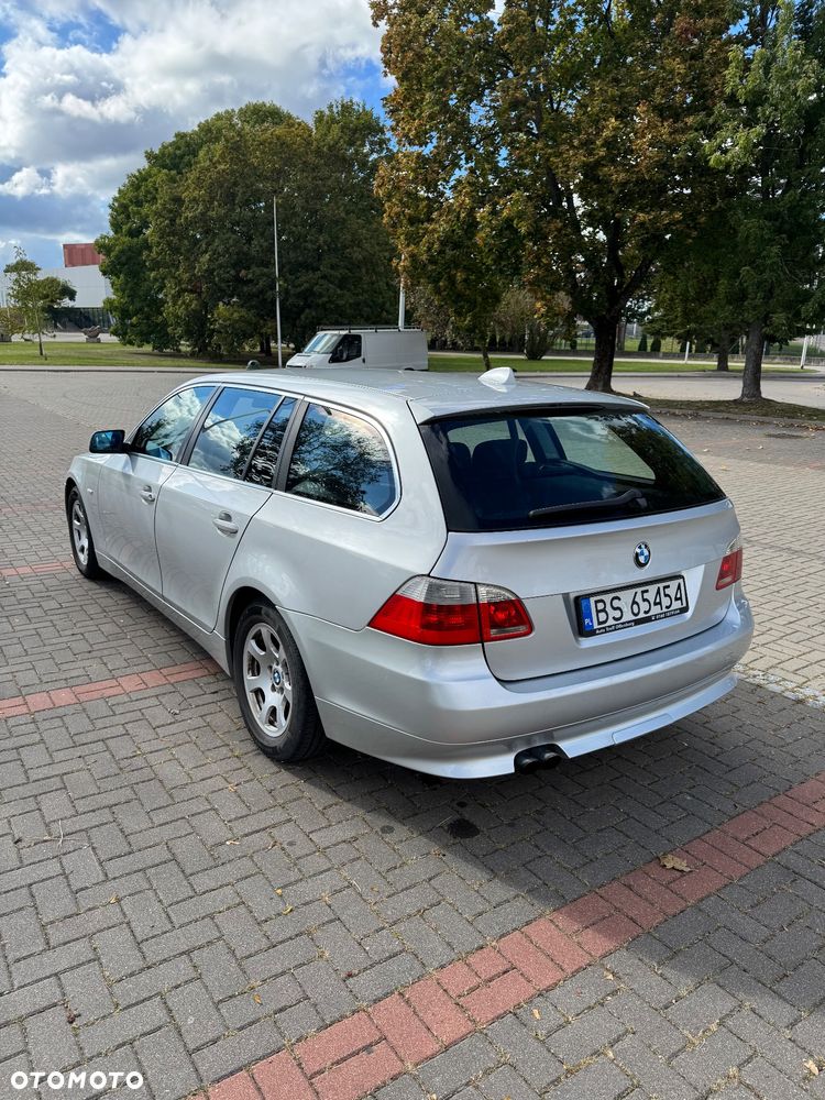 BMW Seria 5 530d Touring - 6