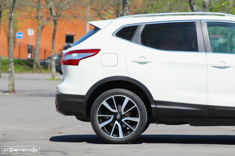 Nissan Qashqai 1.5 dCi Tekna Premium - 6