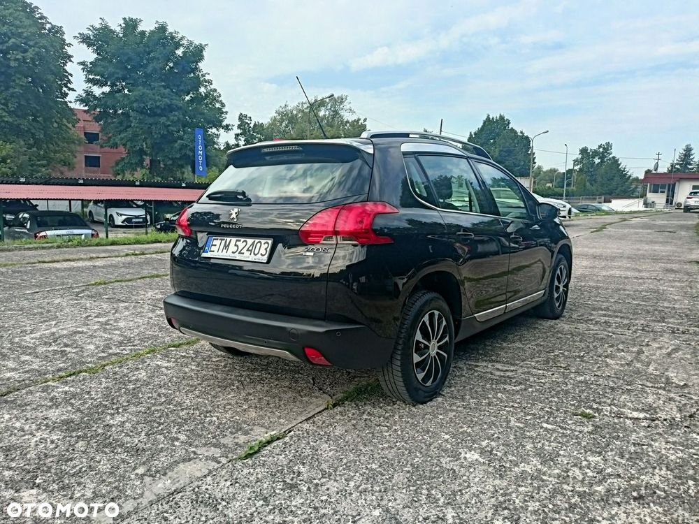 Peugeot 2008 1.6 e-HDi Allure S&S - 12