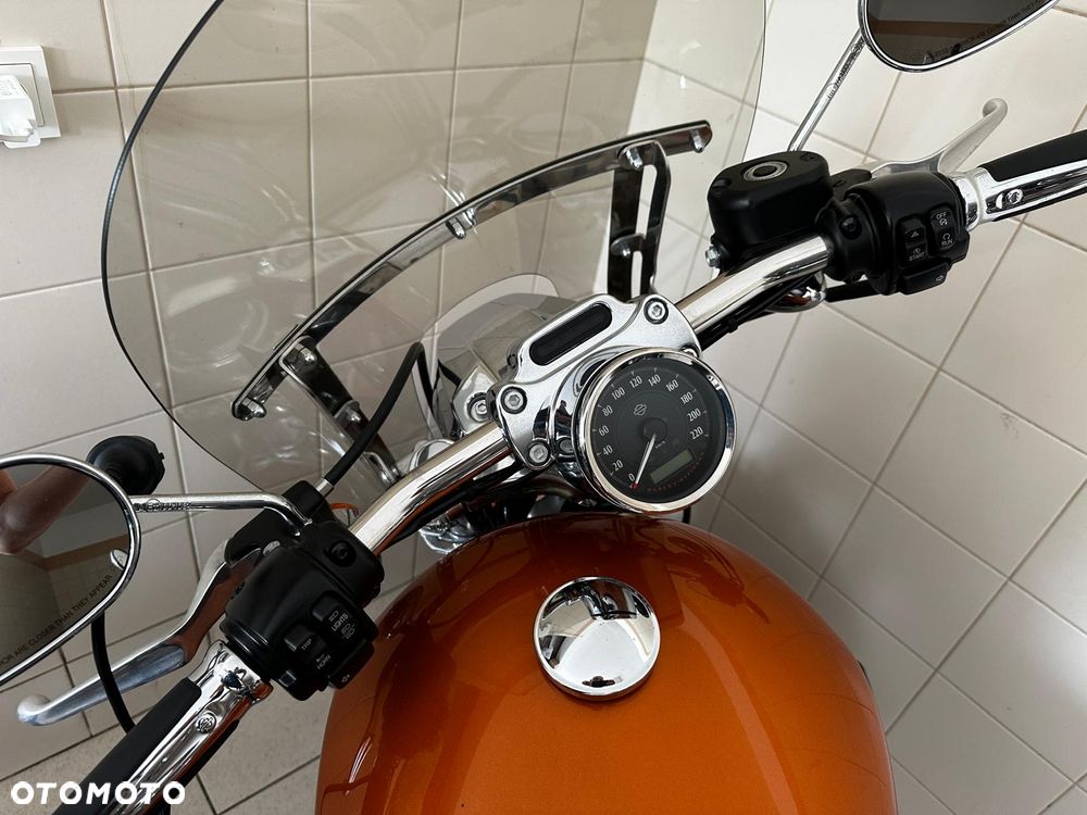 Harley-Davidson Sportster Custom 1200C - 6