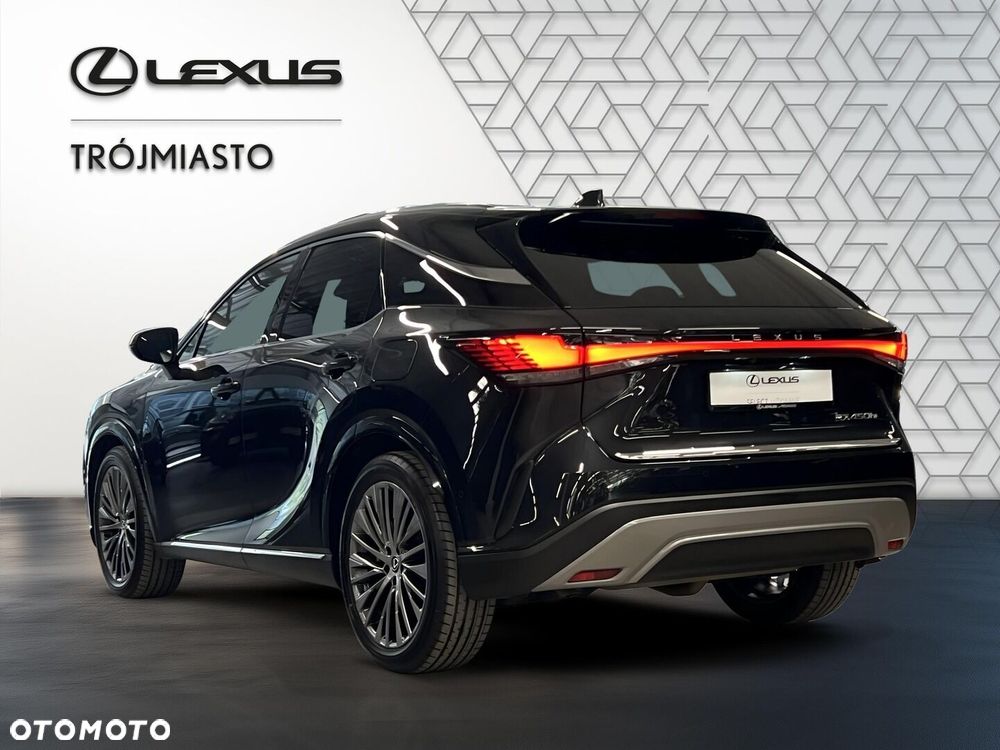 Lexus RX 450h+ Omotenashi - 4