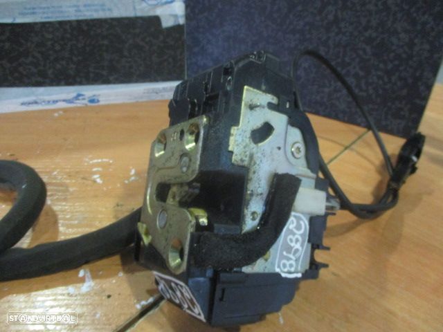 Fecho FEC2898 NISSAN MICRA 2003 FD ELETRICO - 3