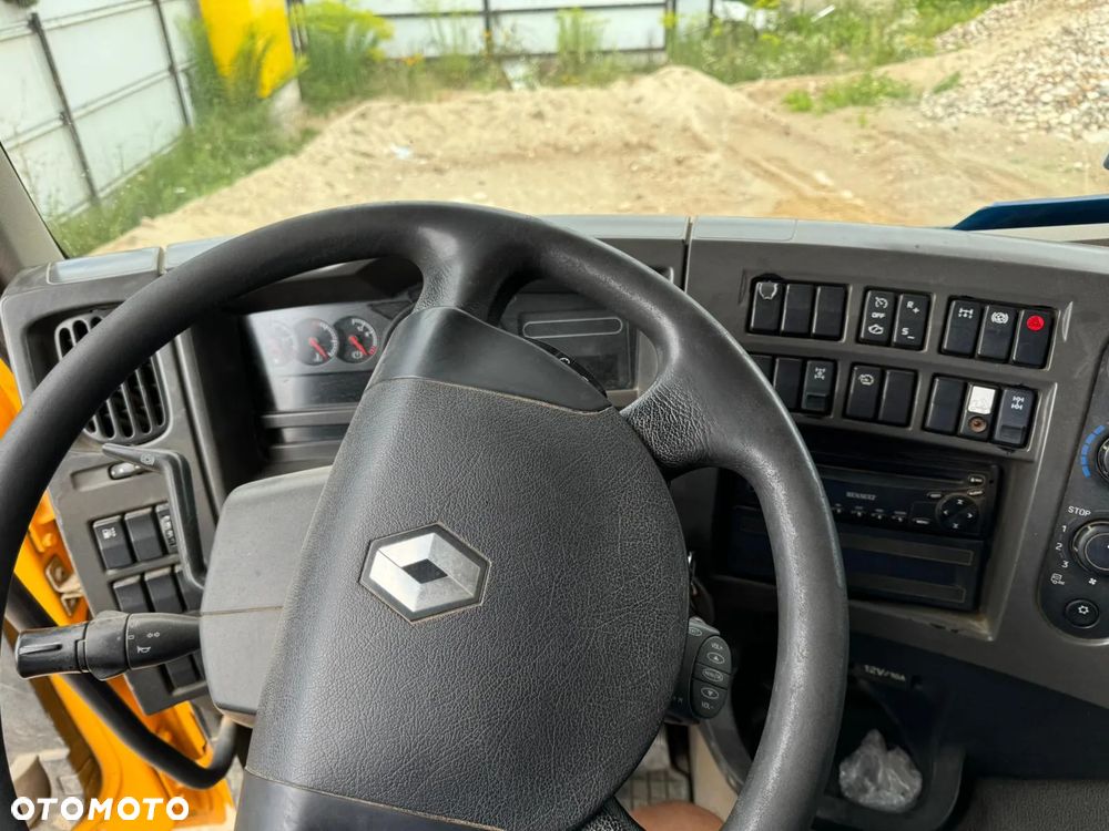 Renault KERAX - 12