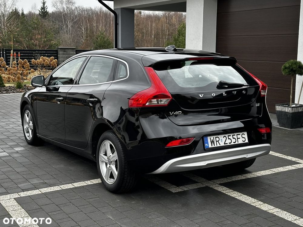Volvo V40 D2 Drive-E Momentum - 5