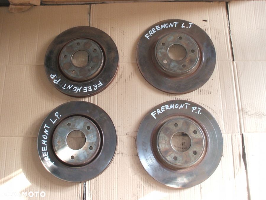 FREEMONT JOURNEY 2.0crd TARCZA HAMULCOWA przód - 1