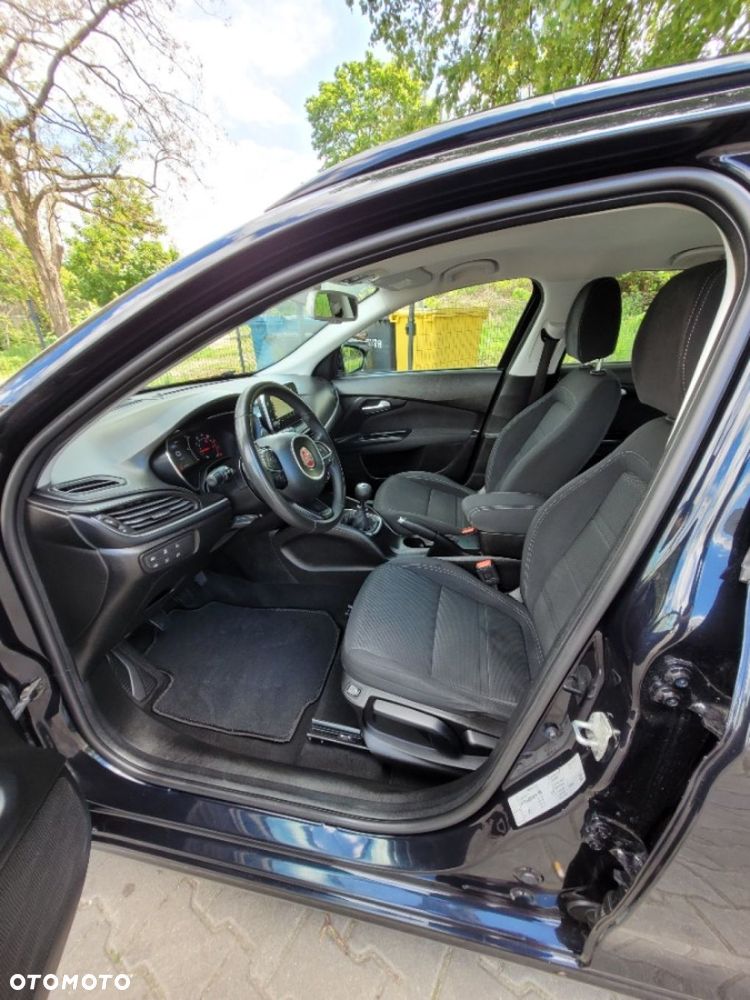 Fiat Tipo 1.4 T-Jet 16v Lounge EU6 - 12