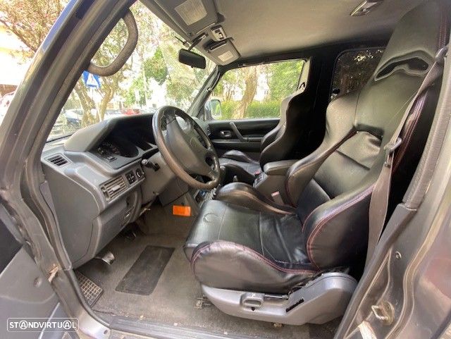 Mitsubishi Pajero - 8