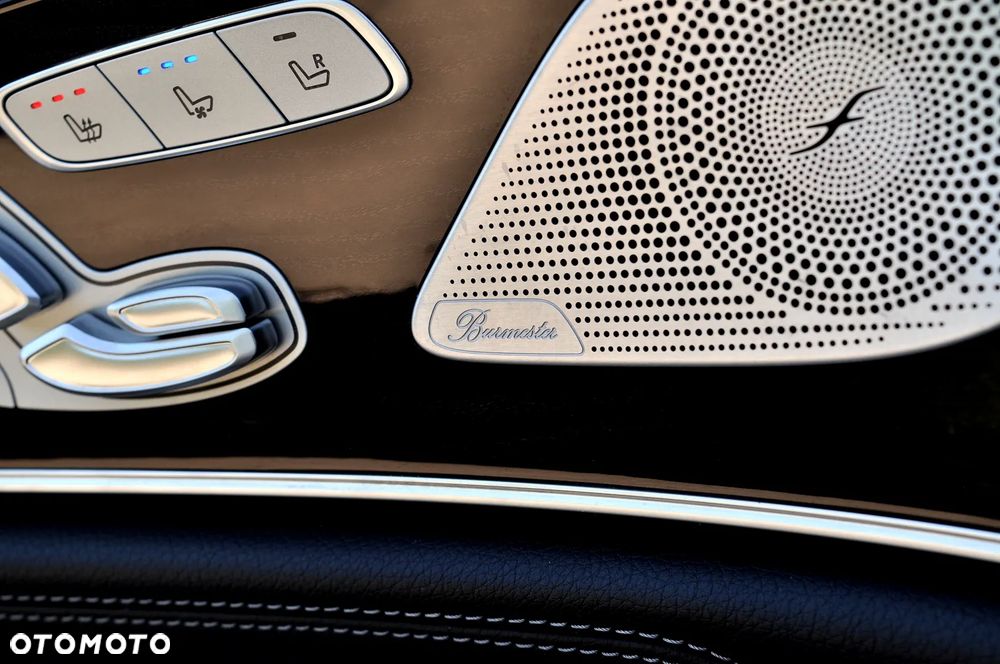 Mercedes-Benz CLS - 24