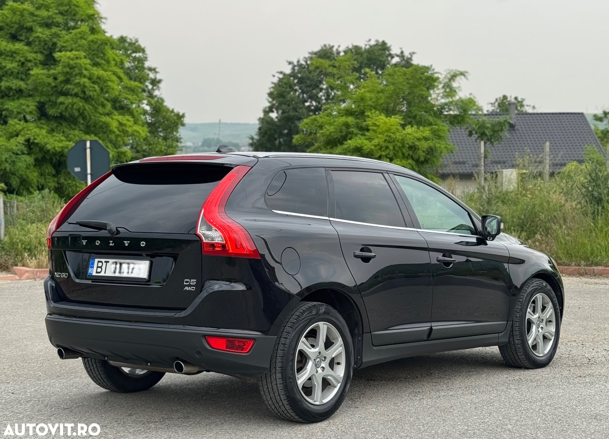 Volvo XC 60 D5 AWD A6 Basic - 4