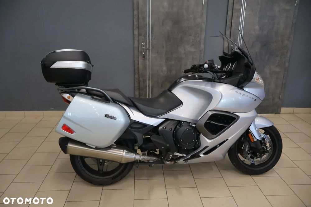 Triumph Trophy - 2