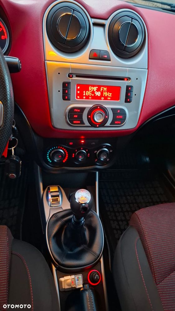 Alfa Romeo Mito 1.4 Distinctive - 8