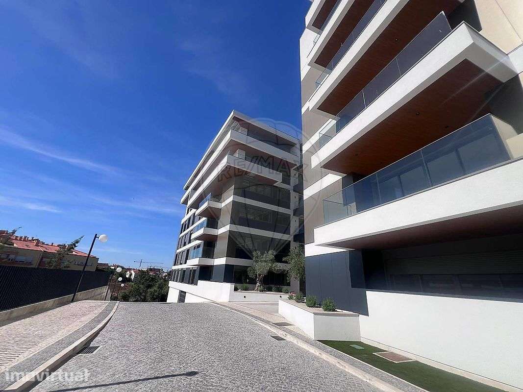 Apartamento T2 para arrendamento - Grande imagem: 2/16