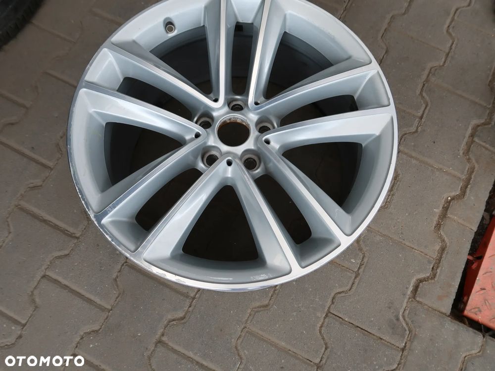 FELGA BMW G30  G12 G11 TYŁ 66883160 - 1