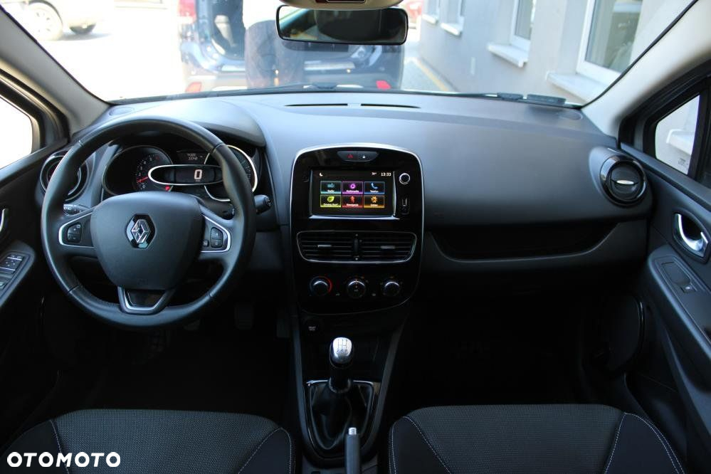 Renault Clio - 13
