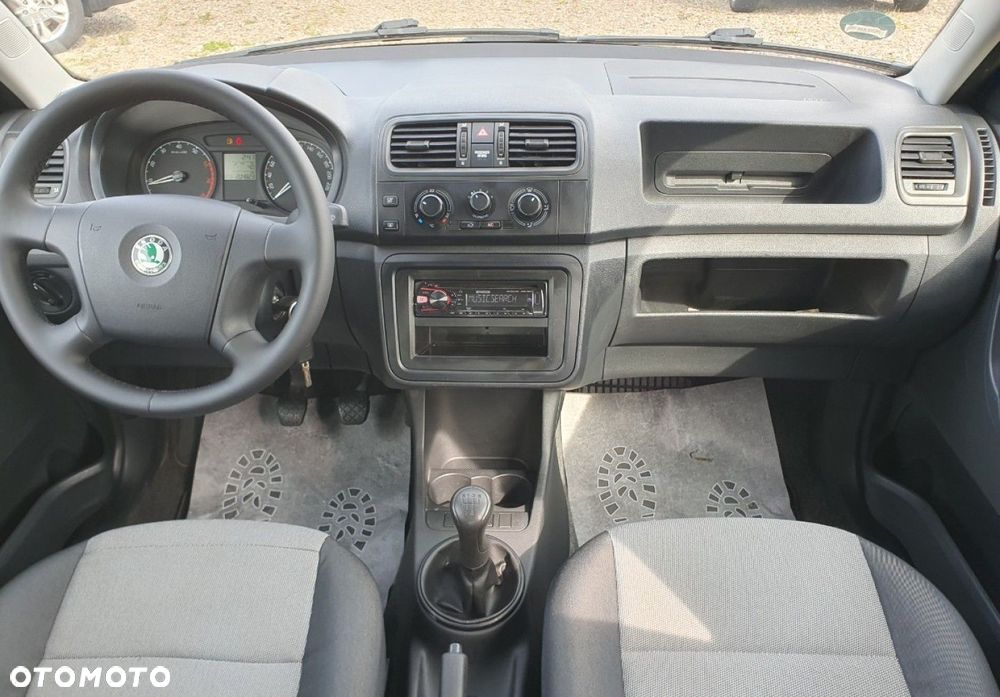 Skoda Fabia - 8