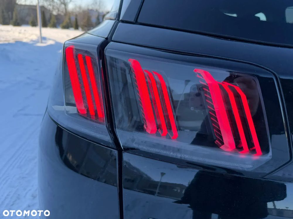 Peugeot 3008 1.5 BlueHDi Allure S&S EAT8 - 18