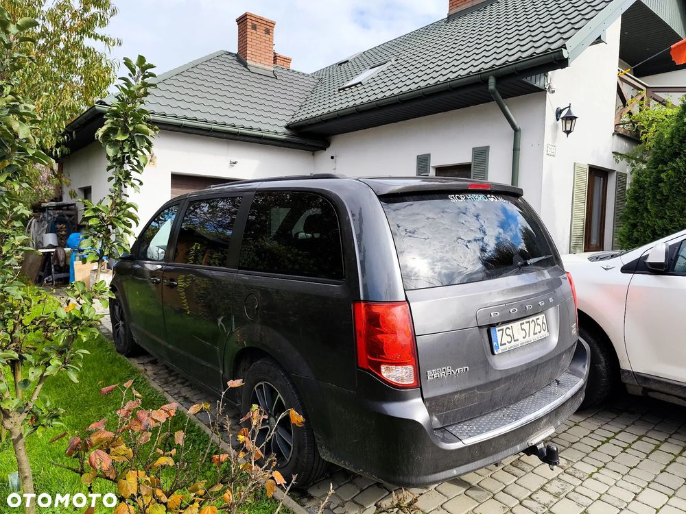 Dodge Grand Caravan 3.6 R/T - 6