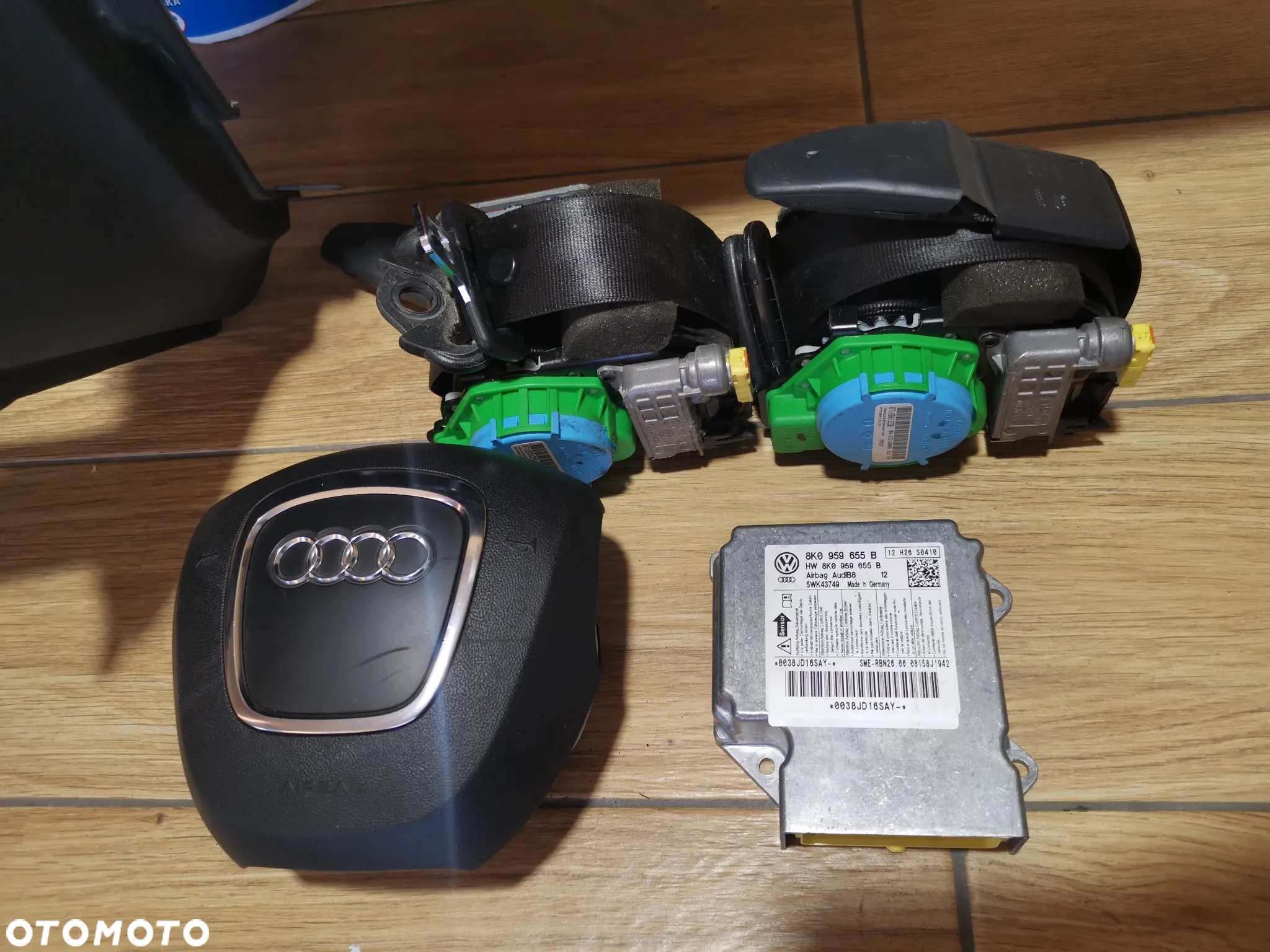 A4 B8 Deska Rozdzielcza Pasy Poduszki - 7