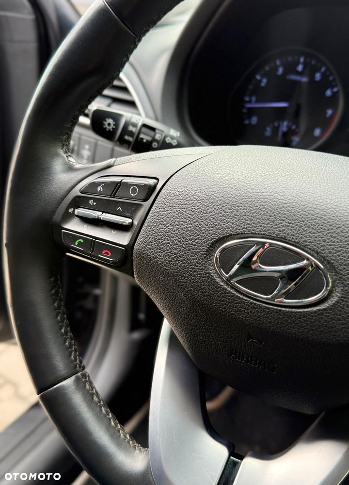 Hyundai i30 blue 1.4 Style - 22