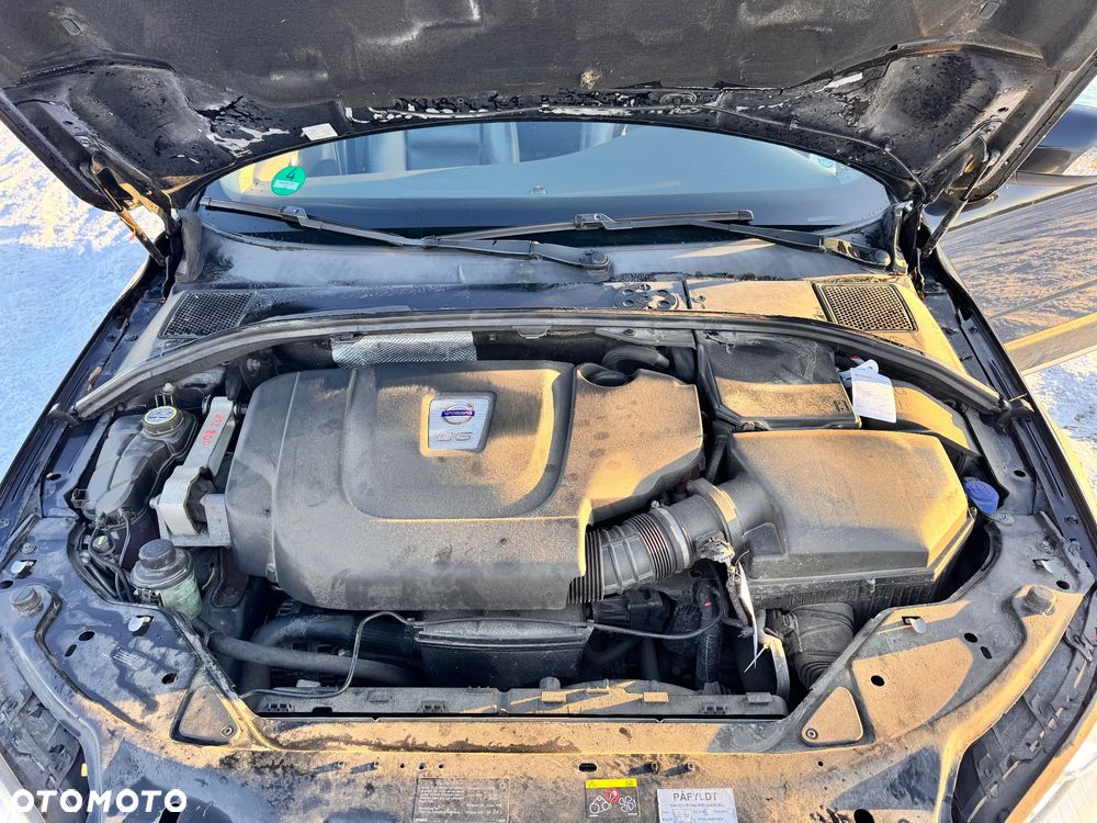 Volvo XC 70 - 23