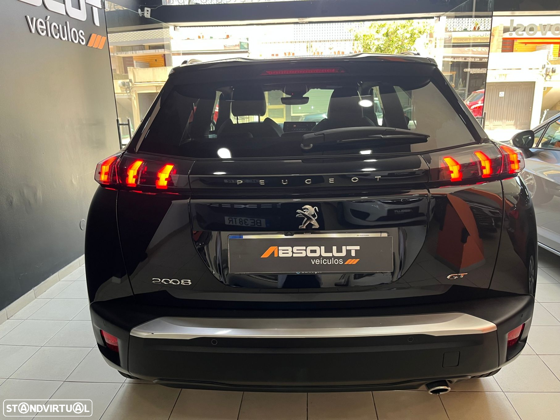 Peugeot 2008 1.5 BlueHDi GT EAT8 - 7