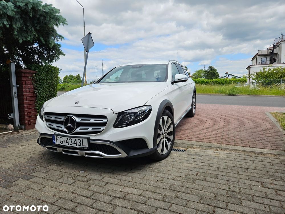 Mercedes-Benz Klasa E 220 d 4-Matic Avantgarde - 2