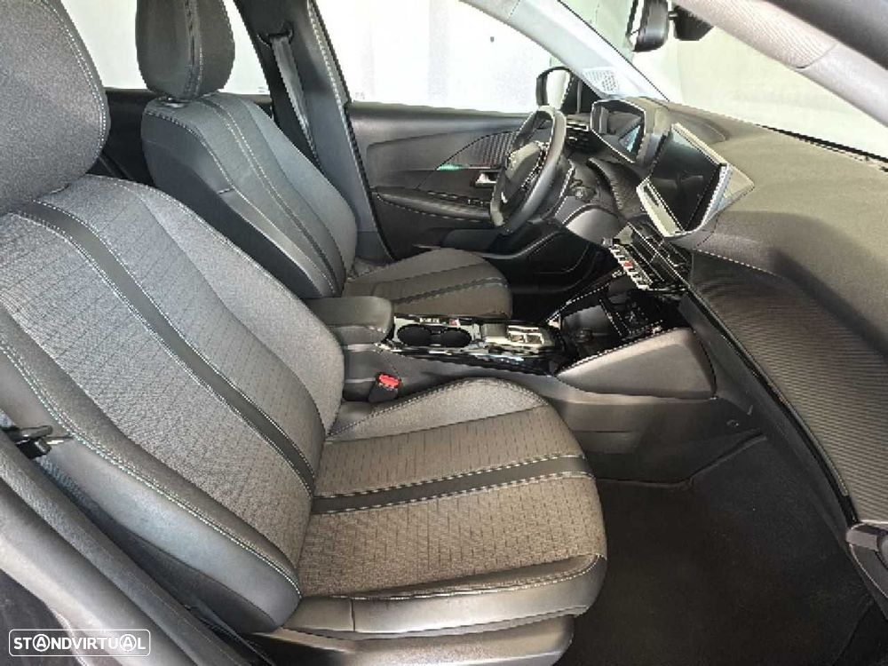 Peugeot 208 1.2 PureTech Allure Pack EAT8 - 15