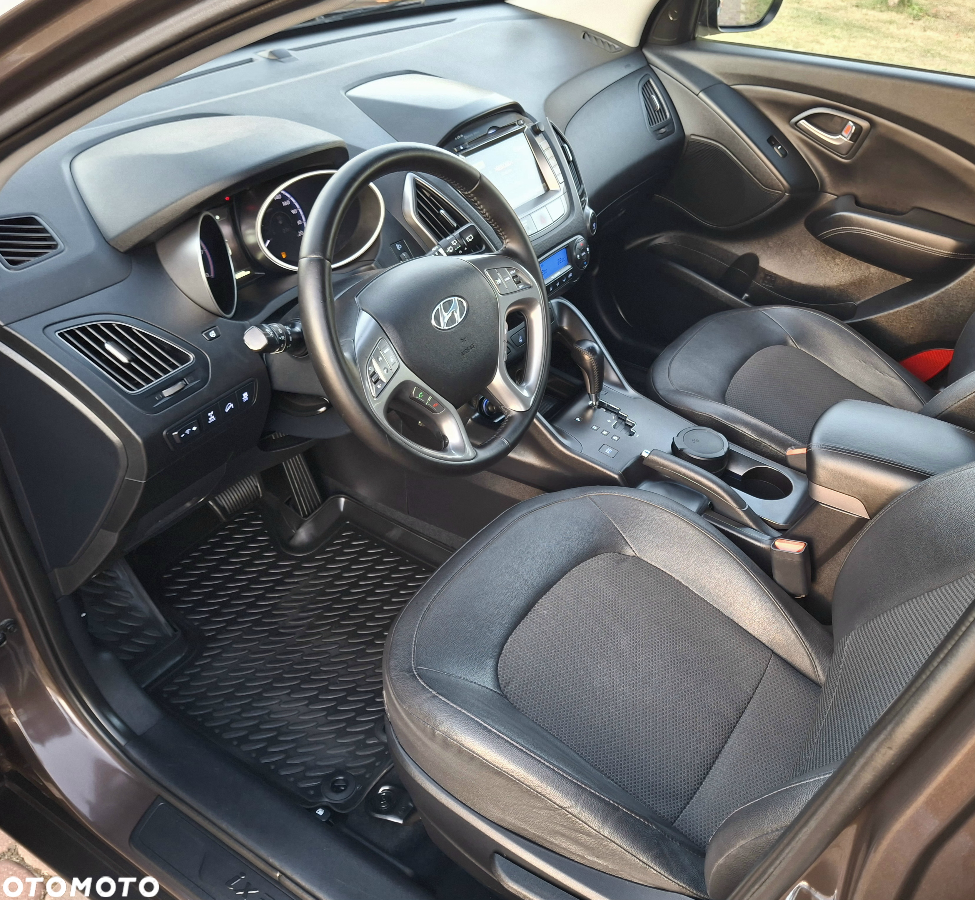 Hyundai ix35 2.0 CRDi 4WD Automatik Premium - 23
