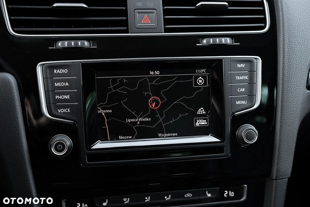 Volkswagen Golf Variant 1.4 TSI BlueMotion Technology DSG Highline - 27