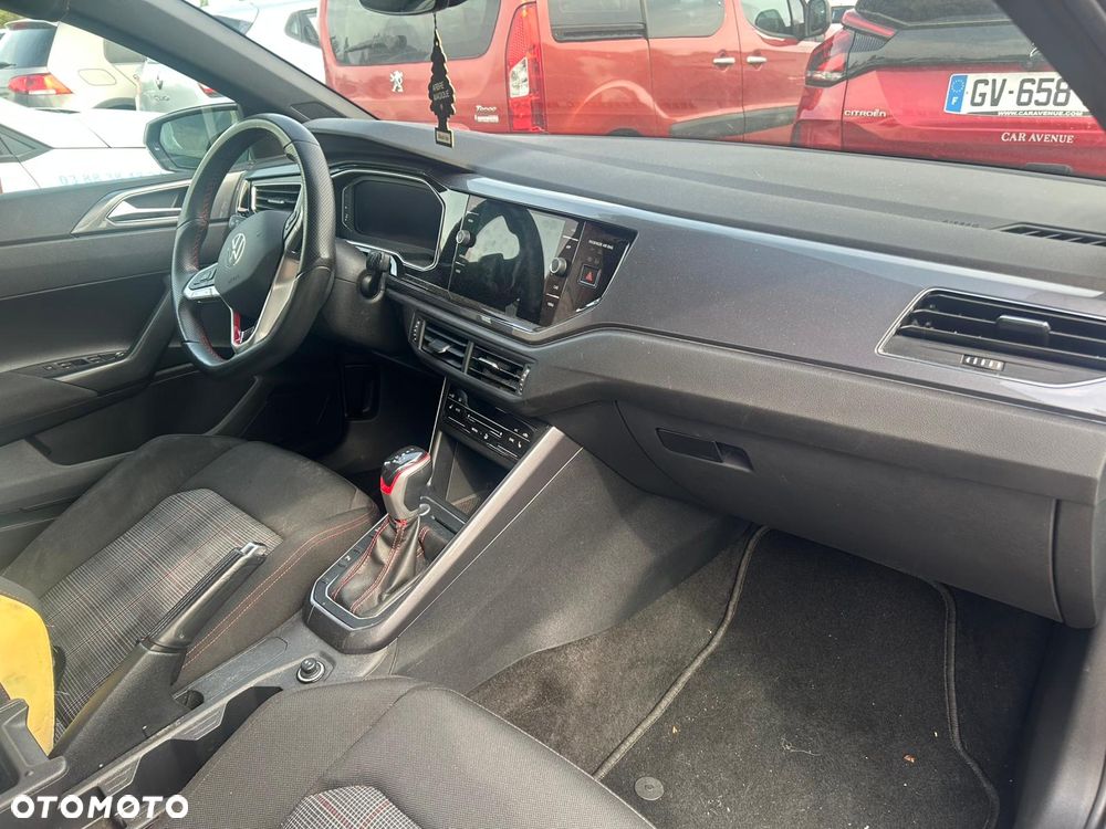 Volkswagen Polo 2.0 TSI DSG GTI - 6